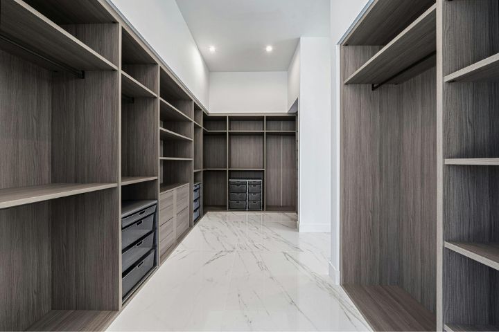 Closet